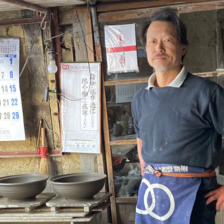 Traditional Donabe Hand-made By Naoto Inaba - Image 6